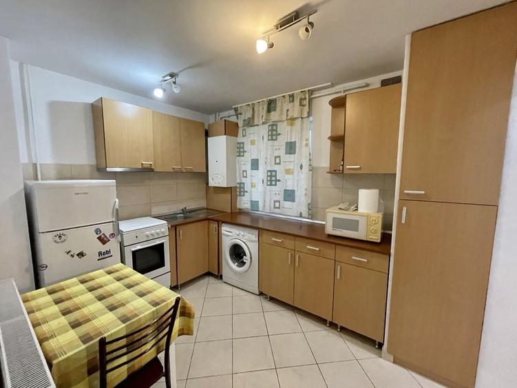 Apartament cu 2 camere decomandat în Dosu Bricii