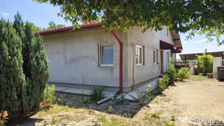 Casă cu 2 camere în Jilava