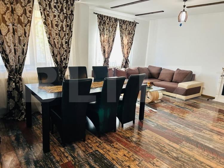 Casă individuală cu 6 camere cu Canalizare în Titu
