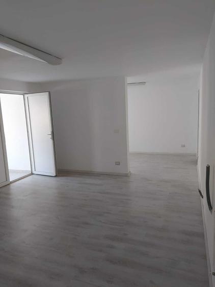 Casă cu 4 camere în Autogară