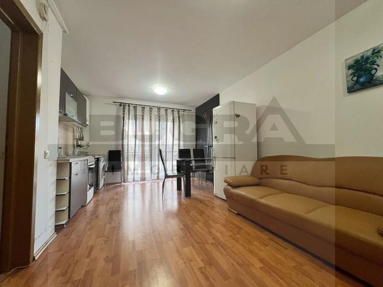 Apartament cu 2 camere semidecomandat în Chinteni