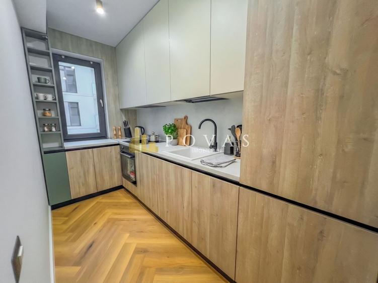 Apartament cu 2 camere semidecomandat, mobilat în Voluntari