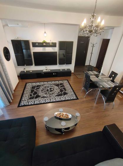 Apartament cu 2 camere semidecomandat în Roșu