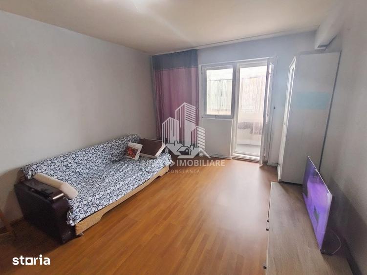 Apartament cu 2 camere decomandat în CET