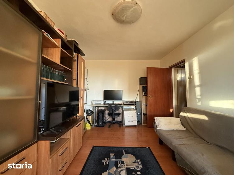 Apartament cu 2 camere decomandat în Berceni