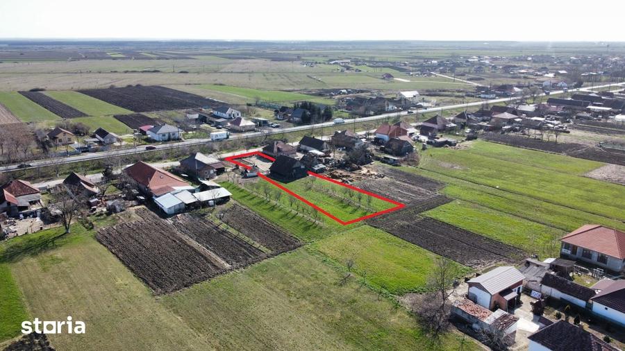 Teren de 1400 mp, în Central