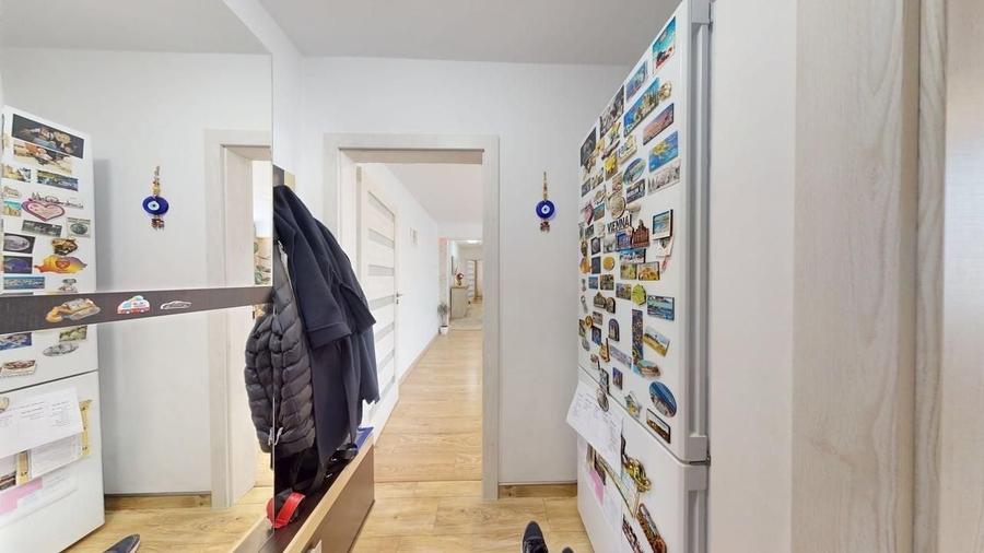 Apartament cu 3 camere în Hipodrom 1