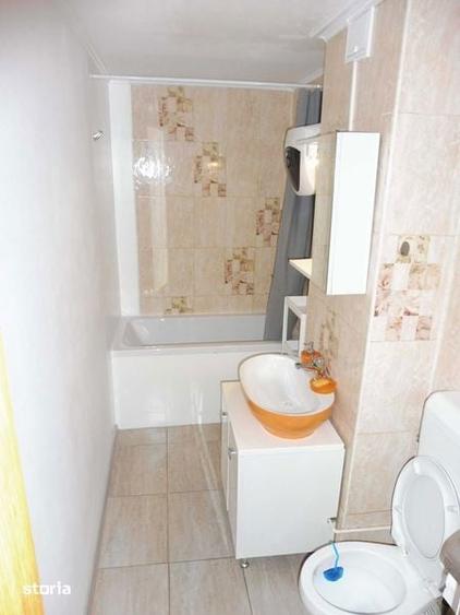 Proprietar - inchiriez garsoniera str. Inginerilor TEI - 4