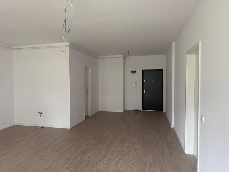 Apartament cu 2 camere semidecomandat în Zorilor