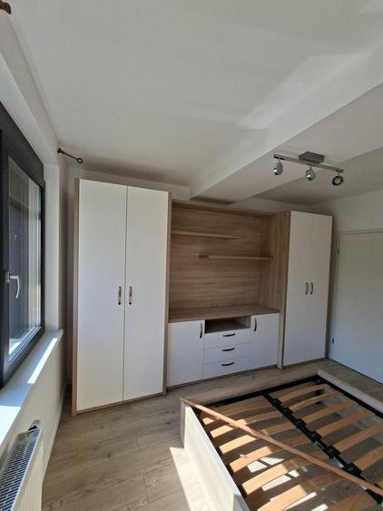 Apartament cu 3 camere decomandat, mobilat în Elisabetin