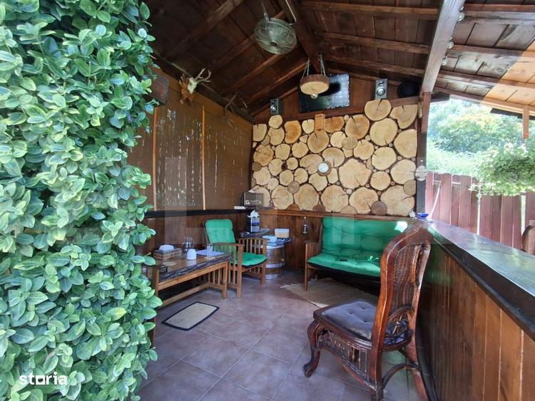 Casă cu 7 camere cu Teren 825 Mp în Bucium