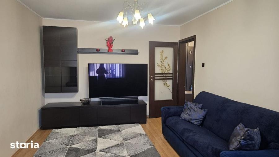Apartament cu 3 camere decomandat în Tomis Nord
