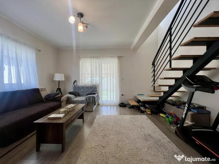 Casă cu 3 camere cu Teren 250 Mp în Giroc