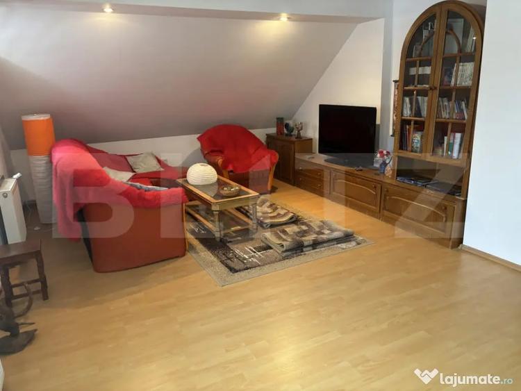 Casă cu 3 camere cu Teren 1300 Mp în Central