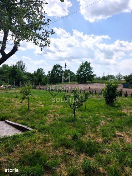 Casă cu 3 camere cu Teren 1100 Mp în Central
