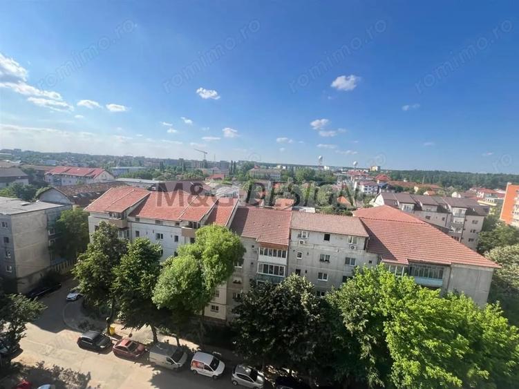 Apartament cu 4 camere decomandat în Dorobanților