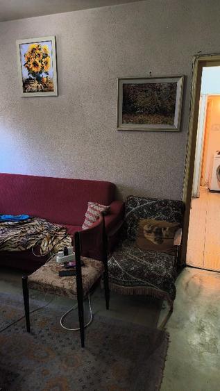 Apartament cu 4 camere semidecomandat în Drumul Taberei