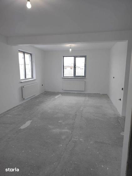 Casă cu 3 camere cu Teren 290 Mp în Clinceni