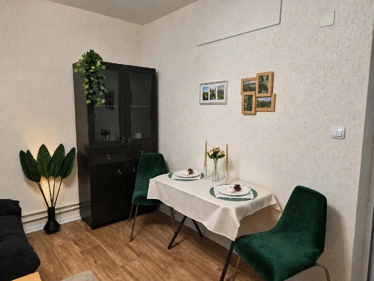 Apartament cu 2 camere semidecomandat în Ultracentral