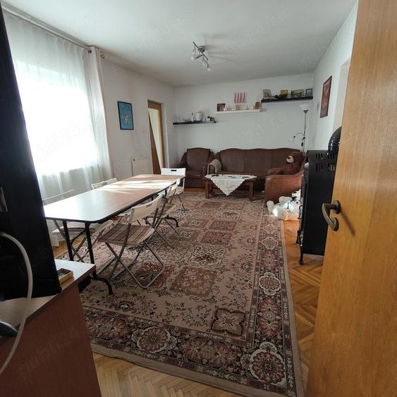 Casă cu Teren 220 Mp în 16 Februarie