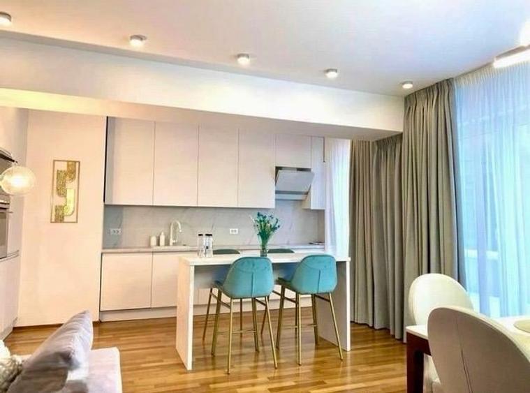 Apartament cu 3 camere decomandat în Herăstrău