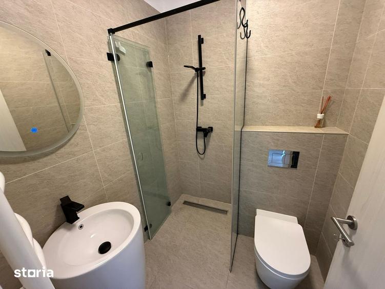 Apartament cu 3 camere în Jiului