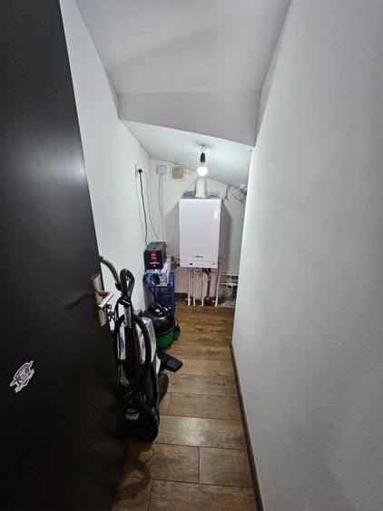 Casă individuală cu 5 camere cu Teren 600 Mp în Gulia