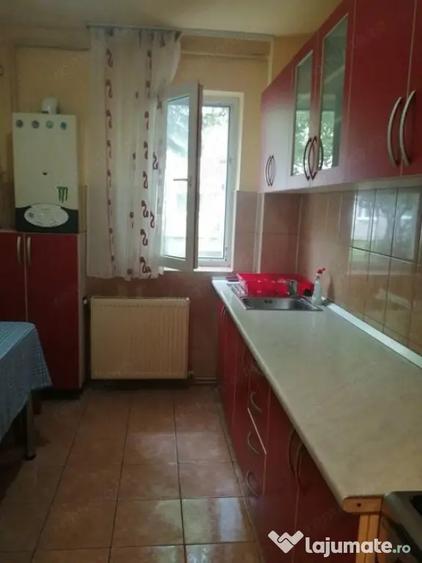 Apartament cu 2 camere decomandat în Dacia