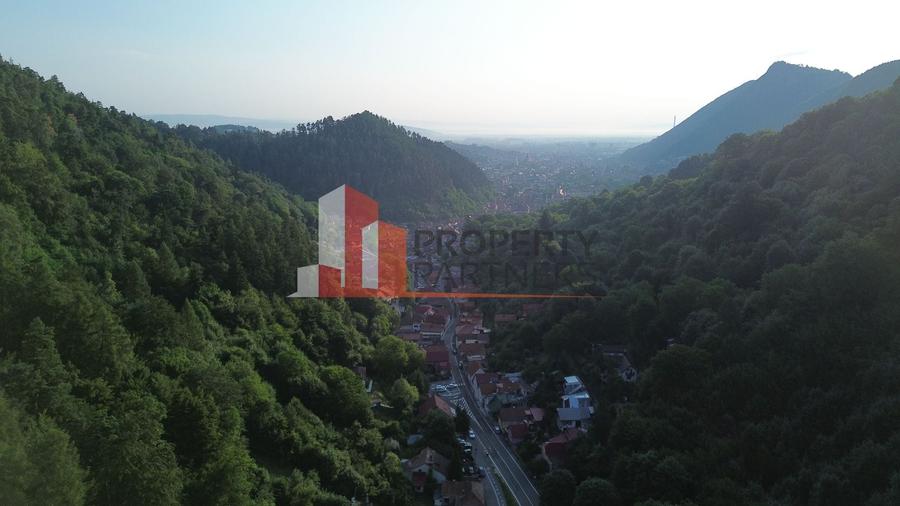 Teren Construcții intravilan de 1289 mp, în Schei