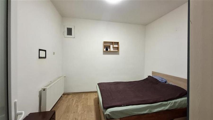 Apartament cu 2 camere decomandat, mobilat în Central