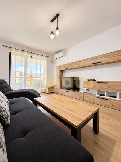 Apartament cu 2 camere decomandat, mobilat în Splaiul Unirii