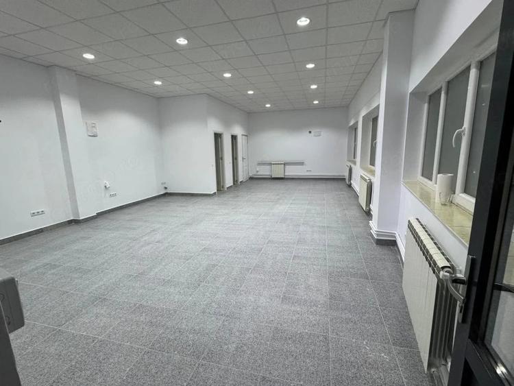 Spațiu comercial, de 61.5 mp, în Mogoșoaia