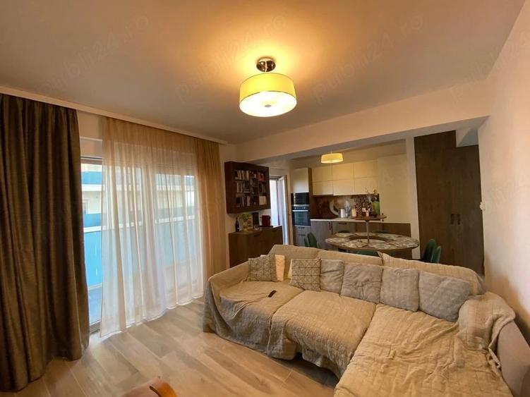 Apartament cu 3 camere decomandat în Nord