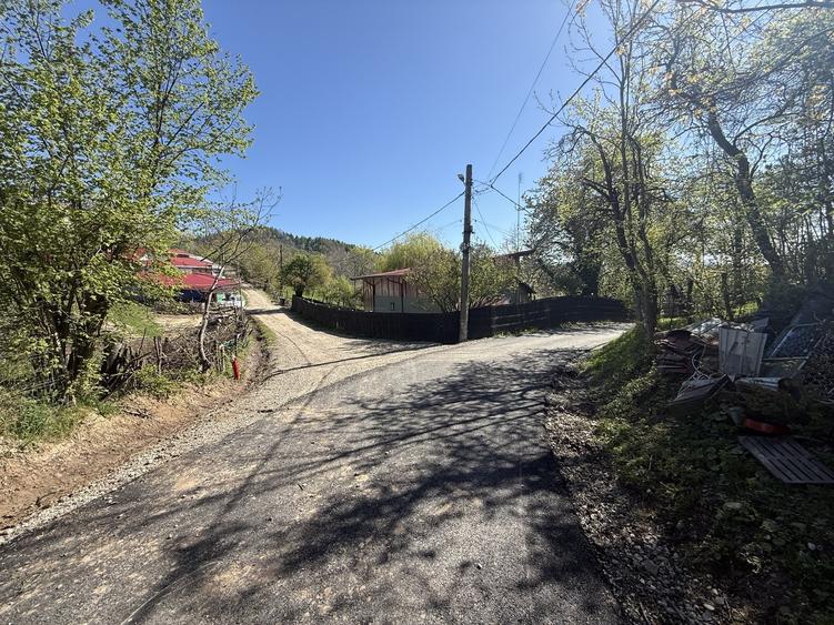 Teren intravilan de 1121 mp, în Valea Târsei