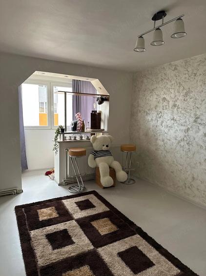 Apartament cu 2 camere semidecomandat în Ultracentral