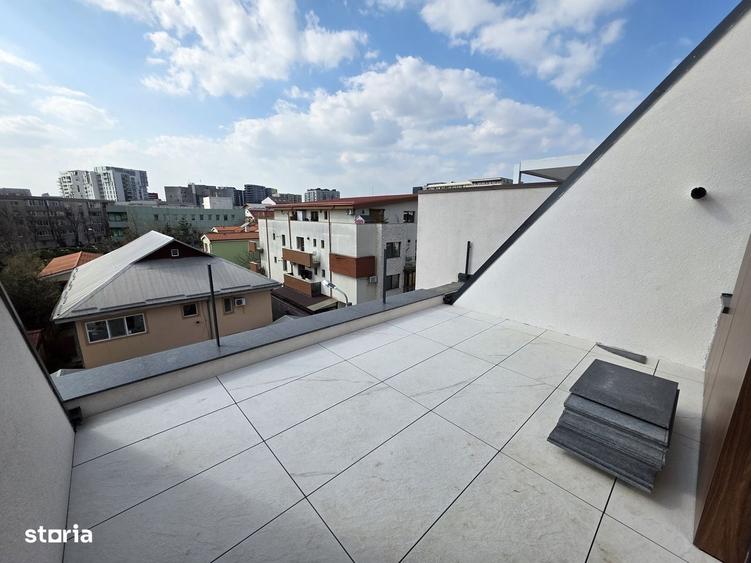 Apartament cu 4 camere în Aviației