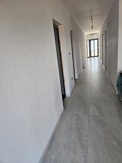 Casă cu 3 camere în Mândruloc