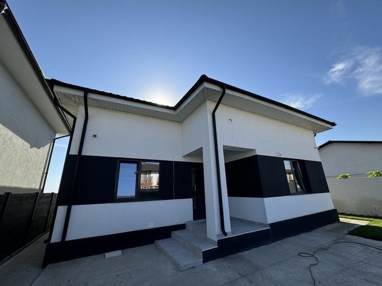 Casă cu 4 camere în Energia