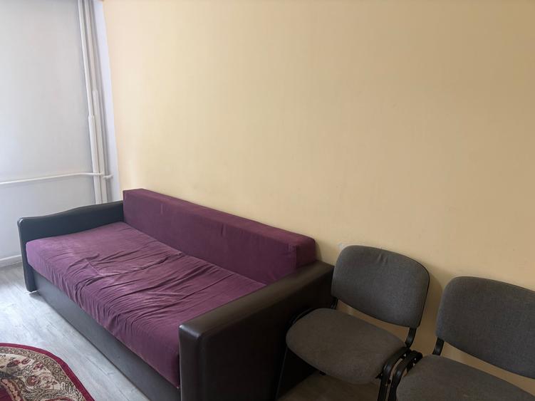 Garsonieră decomandată în CET