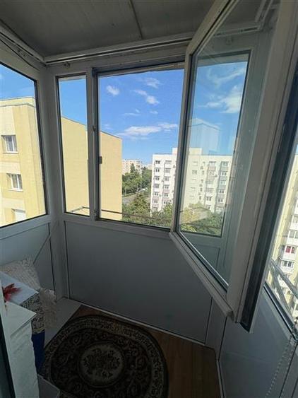 Apartament cu 2 camere decomandat în Drumul Taberei
