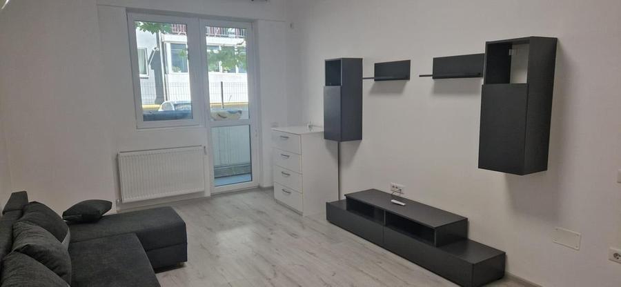Apartament cu 2 camere decomandat în Berceni