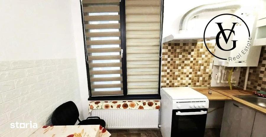 Apartament cu 2 camere decomandat, mobilat în Universitate