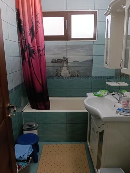 Apartament cu 3 camere semidecomandat în Brazda lui Novac