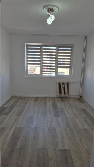 Garsonieră nedecomandată în Baza 3