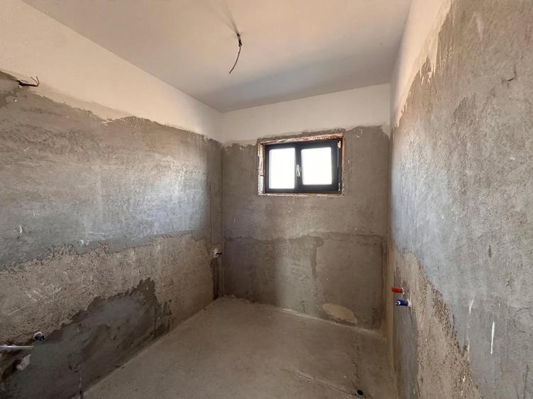Duplex cu 4 camere cu Teren 300 Mp în Moșnița Nouă