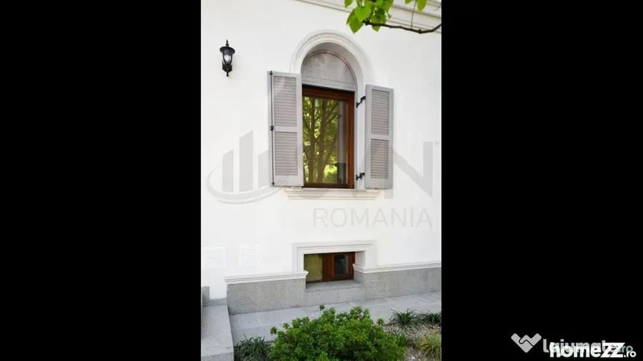 Casă cu 7 camere cu Teren 468 Mp în Cotroceni