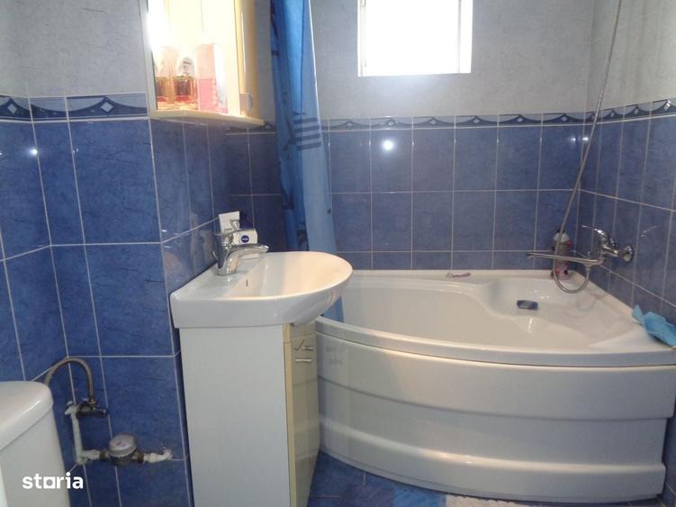 Apartament 3 camere dec, termoteca ,spatios la cheie, 2 bai, VLAICU - 14