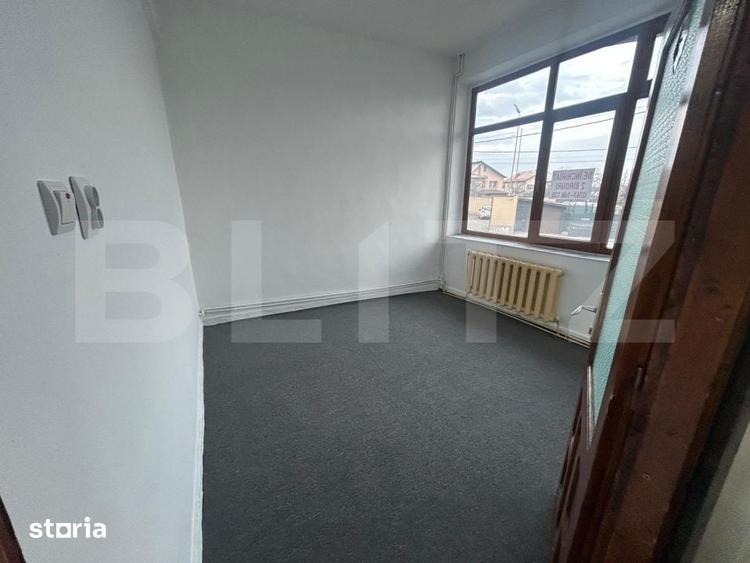 Spațiu comercial, de 80 mp, în Micro 2