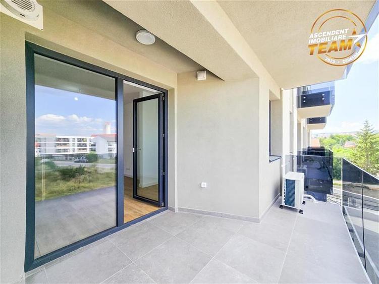 Apartament cu 2 camere decomandat în Lenin