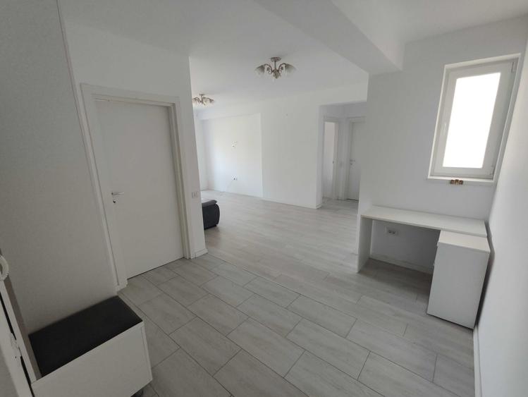 Apartament cu 2 camere decomandat în Rahova